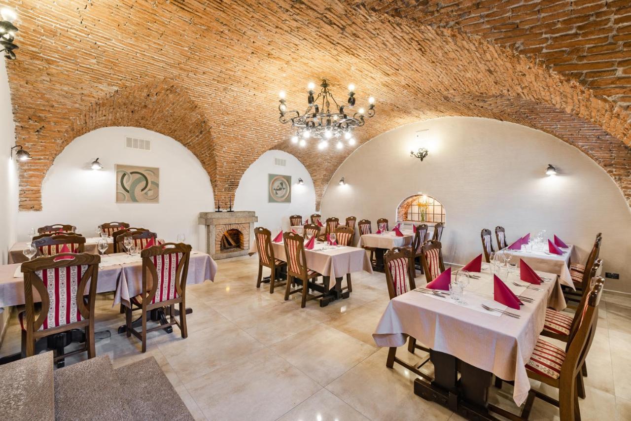 Hotel Dvorec Tolmin Kültér fotó