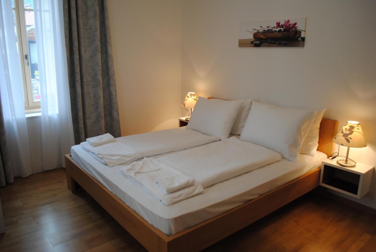 Hotel Dvorec Tolmin Kültér fotó